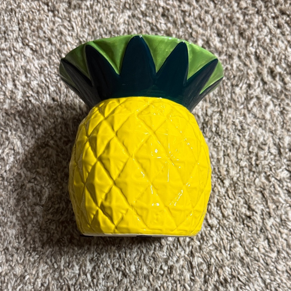 Ceramic Pineapple Vase - Yellow & Green